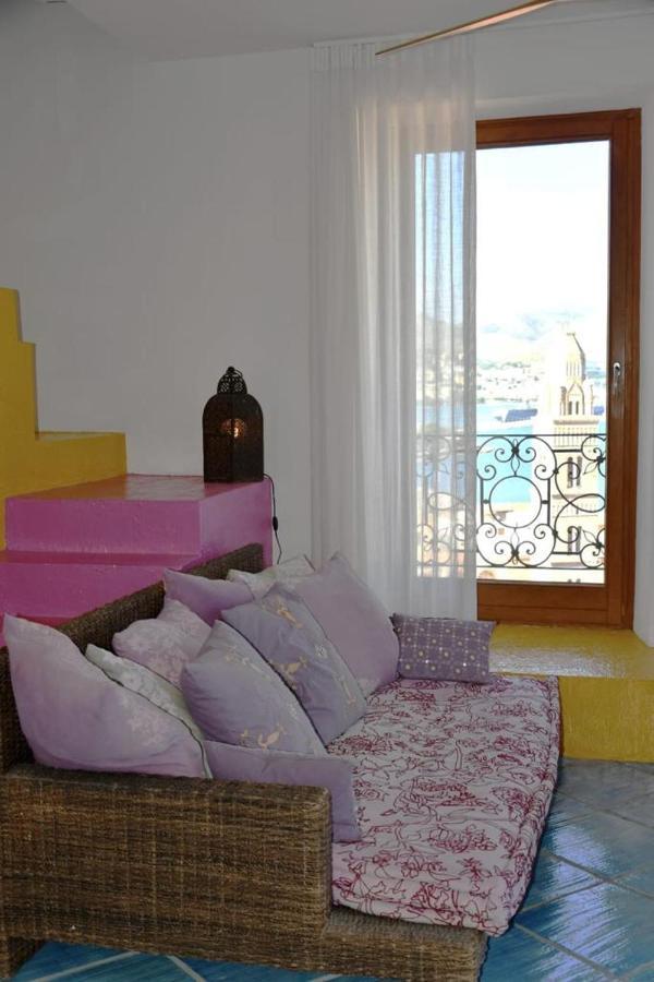 Le Suite Guarinelli B&B Gaète Extérieur photo